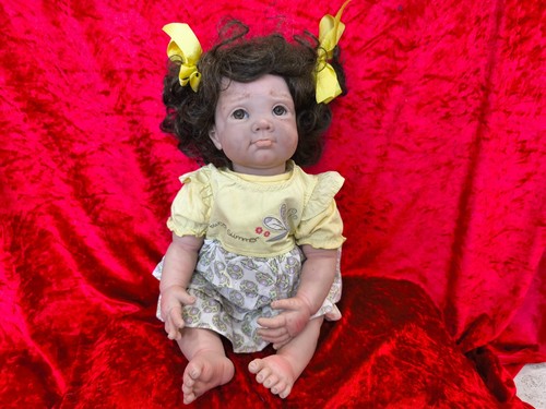 Tres joli bebe - reborn,