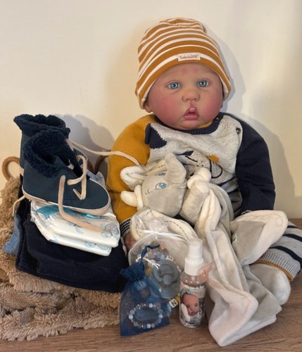 Bébé reborn réaliste fait - bébé,