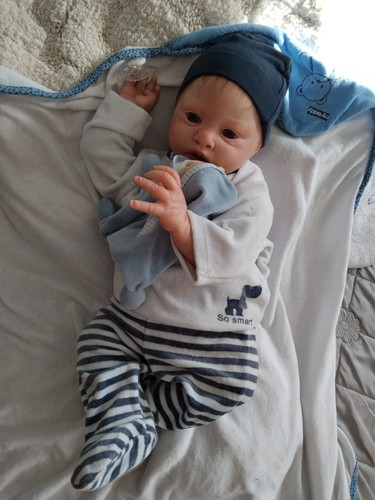 Bébé reborn réaliste - bébé,