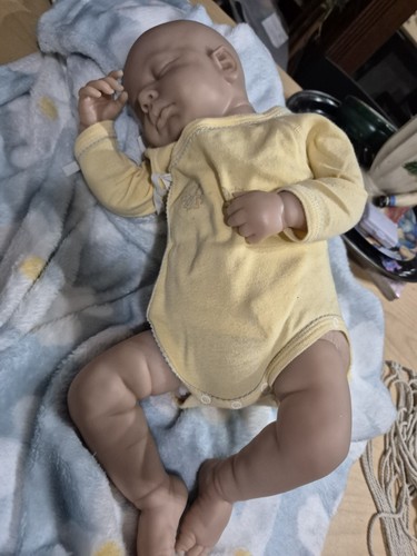 Adorable bébé reborn - bébé,